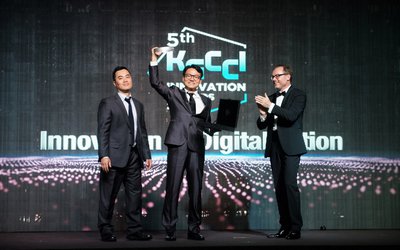 Jason Shim and DK Kim receive KGCCI Award