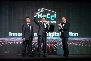 42Maru winner of Innovation Award by KGCCI (Korean-German Chamber of Commerce and Industry).jpg